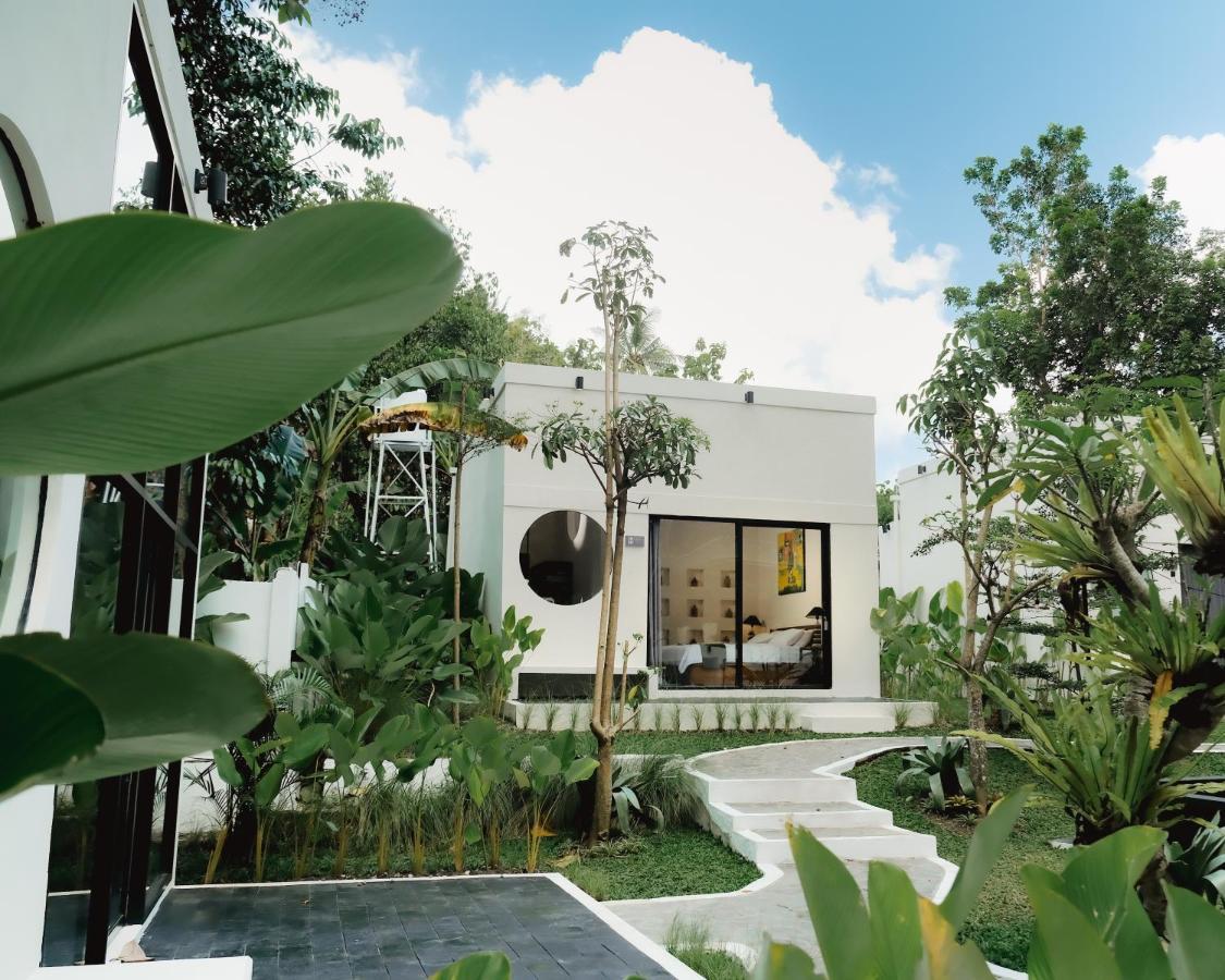 Вилла The Volter Yogyakarta Ngingas Экстерьер фото
